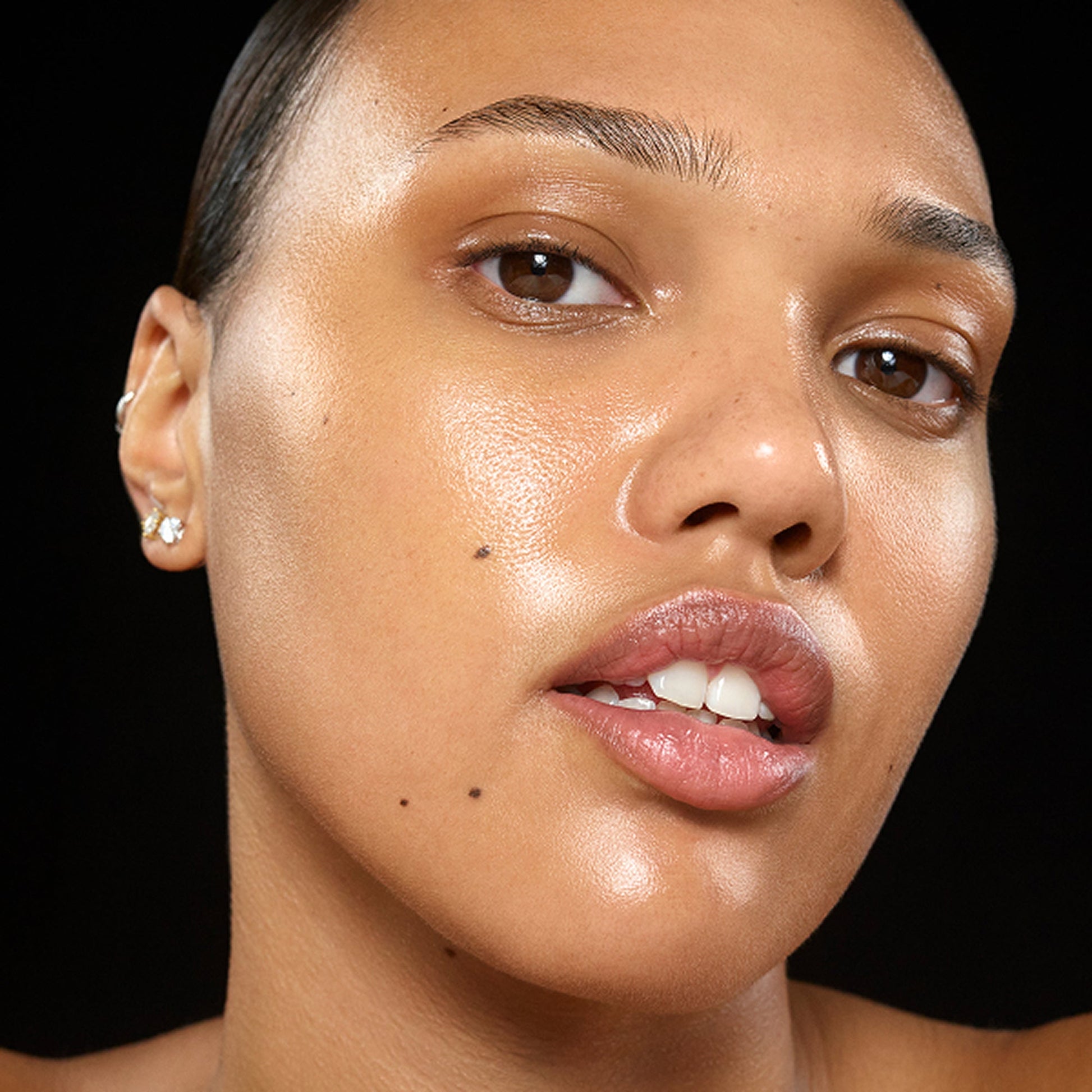 the-bestselling-intro-to-great-skin-r6 InsiderKit_UK_Model2_2000x2000_d49c66d7-afe9-44f8-93cf-038360f6f620.jpg